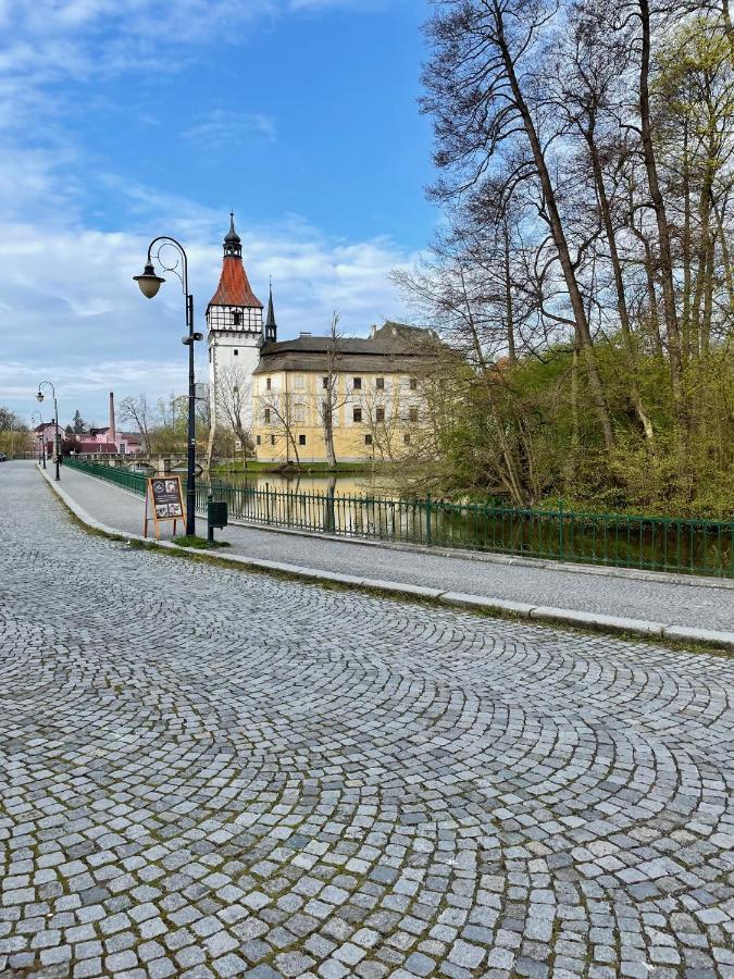 Apartmany V Podzamci V Blizkosti Zamku Блатна Экстерьер фото